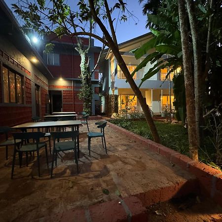 Vits Select Casuarina Diveagar Luaran gambar